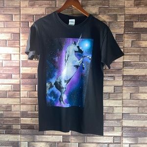 EUC Unisex Delta Unicorn animal magic space stars graphic black T Shirt Small